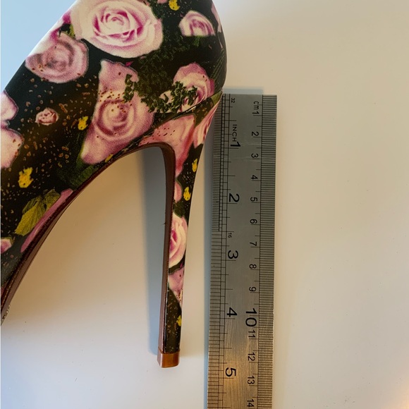 Schutz Rose Print Stilettos - Picture 2 of 8